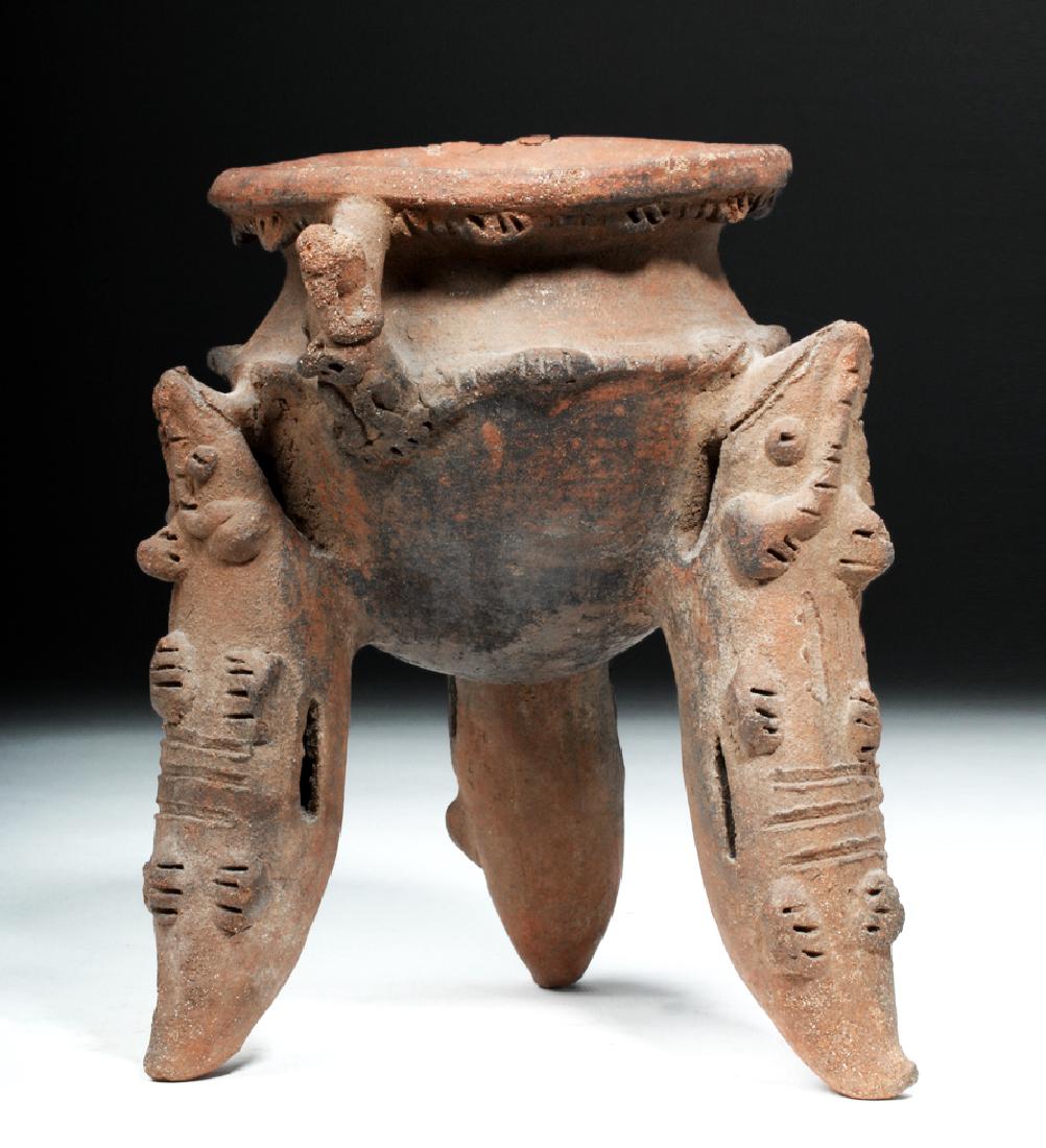 Costa Rican Pottery Tripod, Crocodiles & Monkeys (1 of 6)
