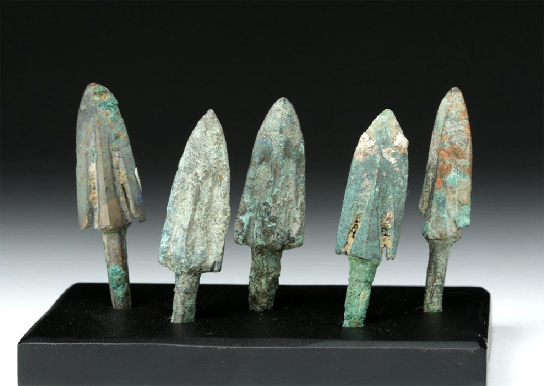Goup of 5 Ancient Roman Bronze Arrowheads (1 of 4)