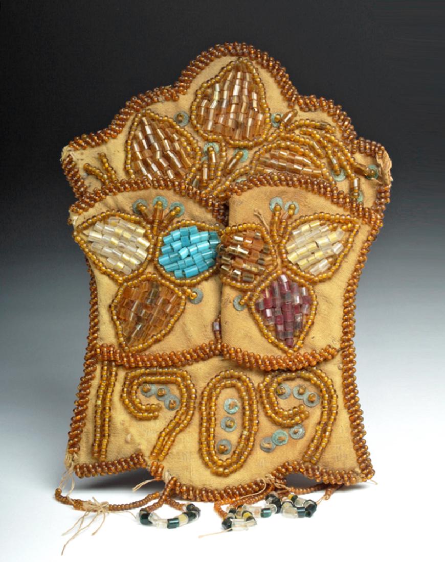 Early 20th C. Native American Iroquois Beaded Pouch (1 of 2)