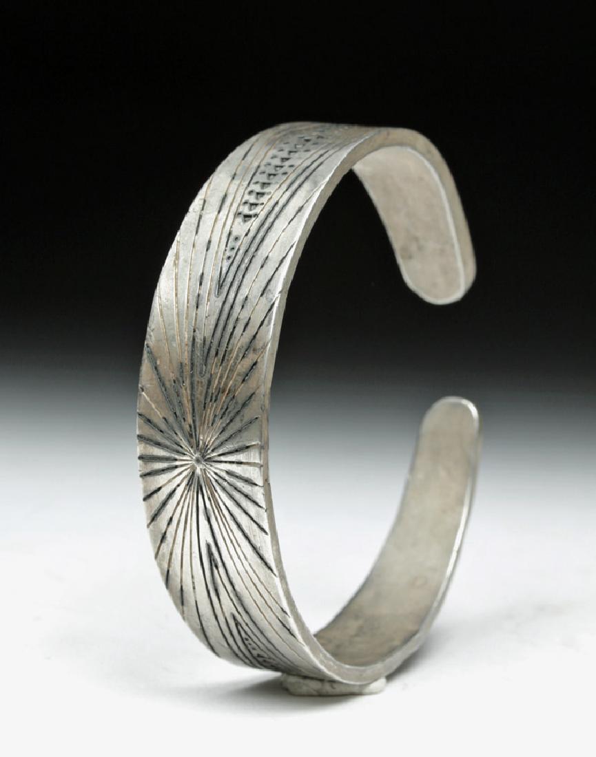 Viking Stamp Decorated Bracelet - 63.6 grams (1 of 5)