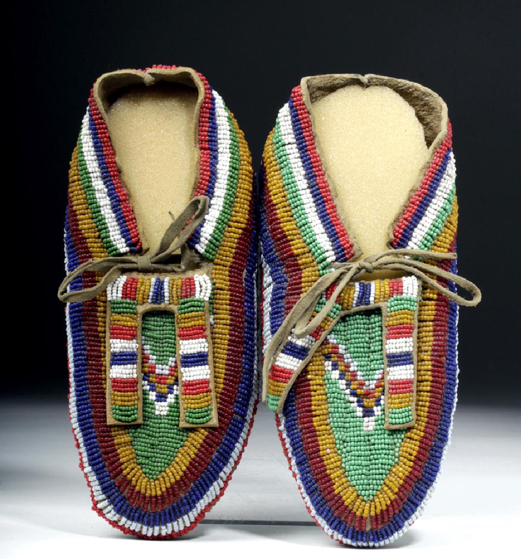 Early 20th C. Plains Indian Leather & Bead Moccasins (1 of 6)