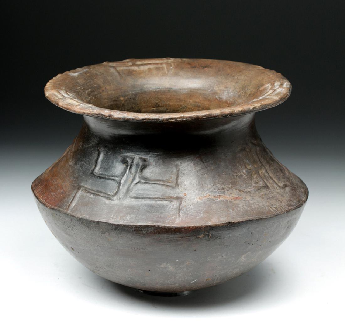 Colombian Horqueta Pottery Jar, Anthropomorphic Figures (1 of 6)