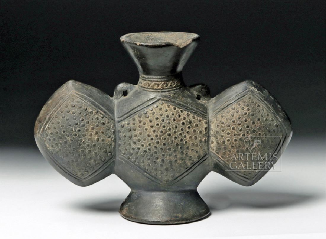 Chimu Pottery Tripartite Footed Vessel (1 of 6)