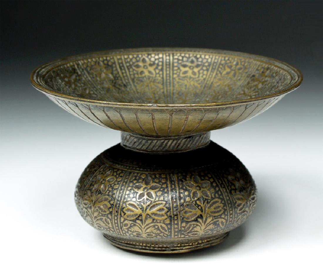 18th C. Indian Mughal Bronze Betel Nut Spittoon (1 of 7)