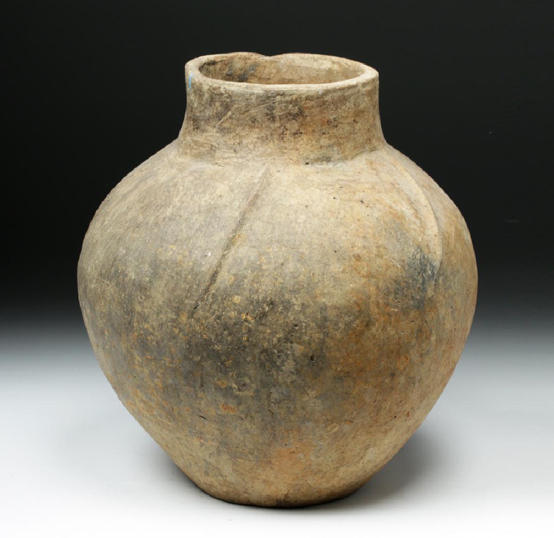 Early Large Anatolian Pottery Vessel (1 of 6)