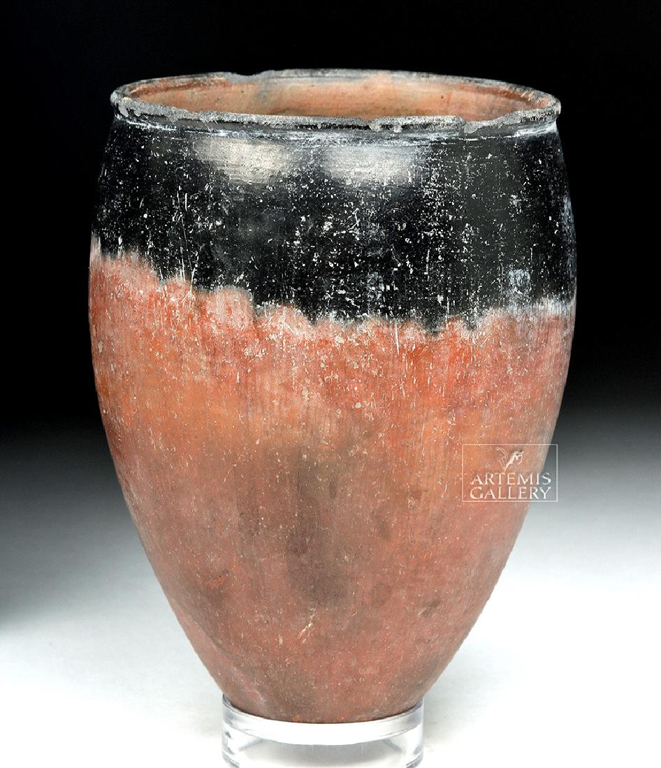 Fine Egyptian Pre-Dynastic Naqada Blacktop Vase (1 of 7)