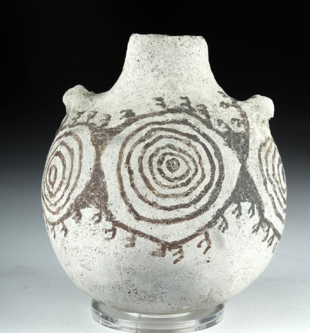 Anasazi / Mimbres Pottery Black-on-White Canteen (1 of 7)