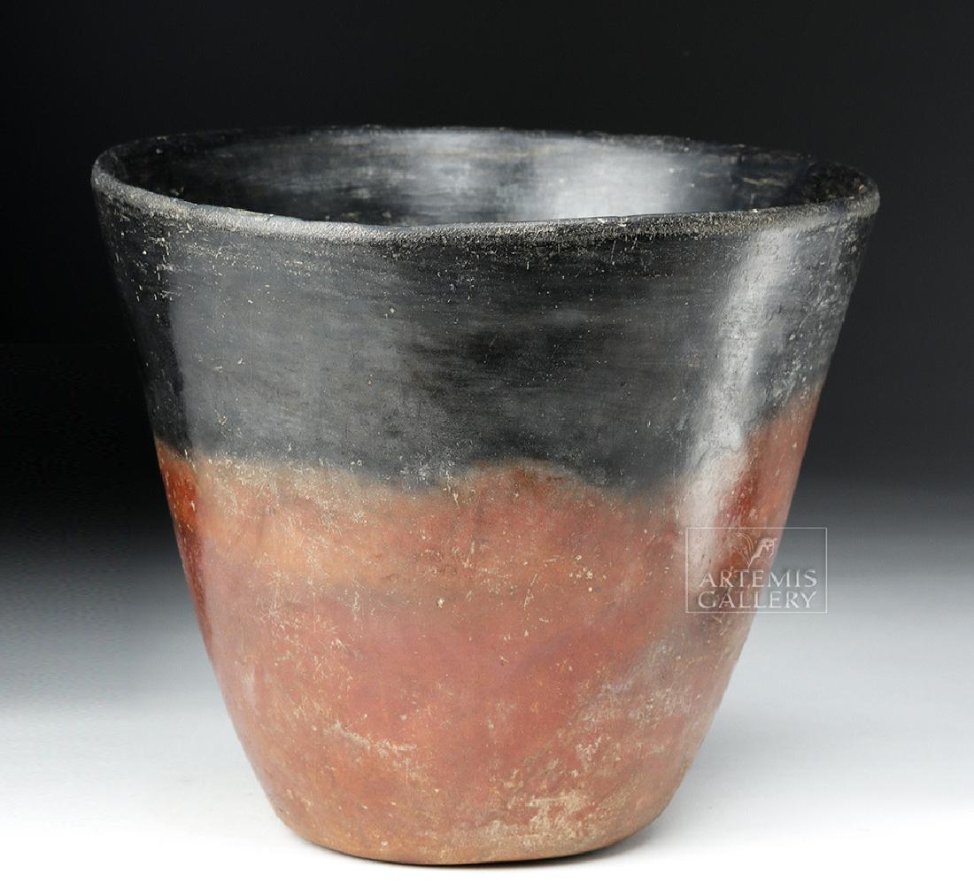 Egyptian Pre-Dynastic Naqada Blacktop Vase (1 of 7)