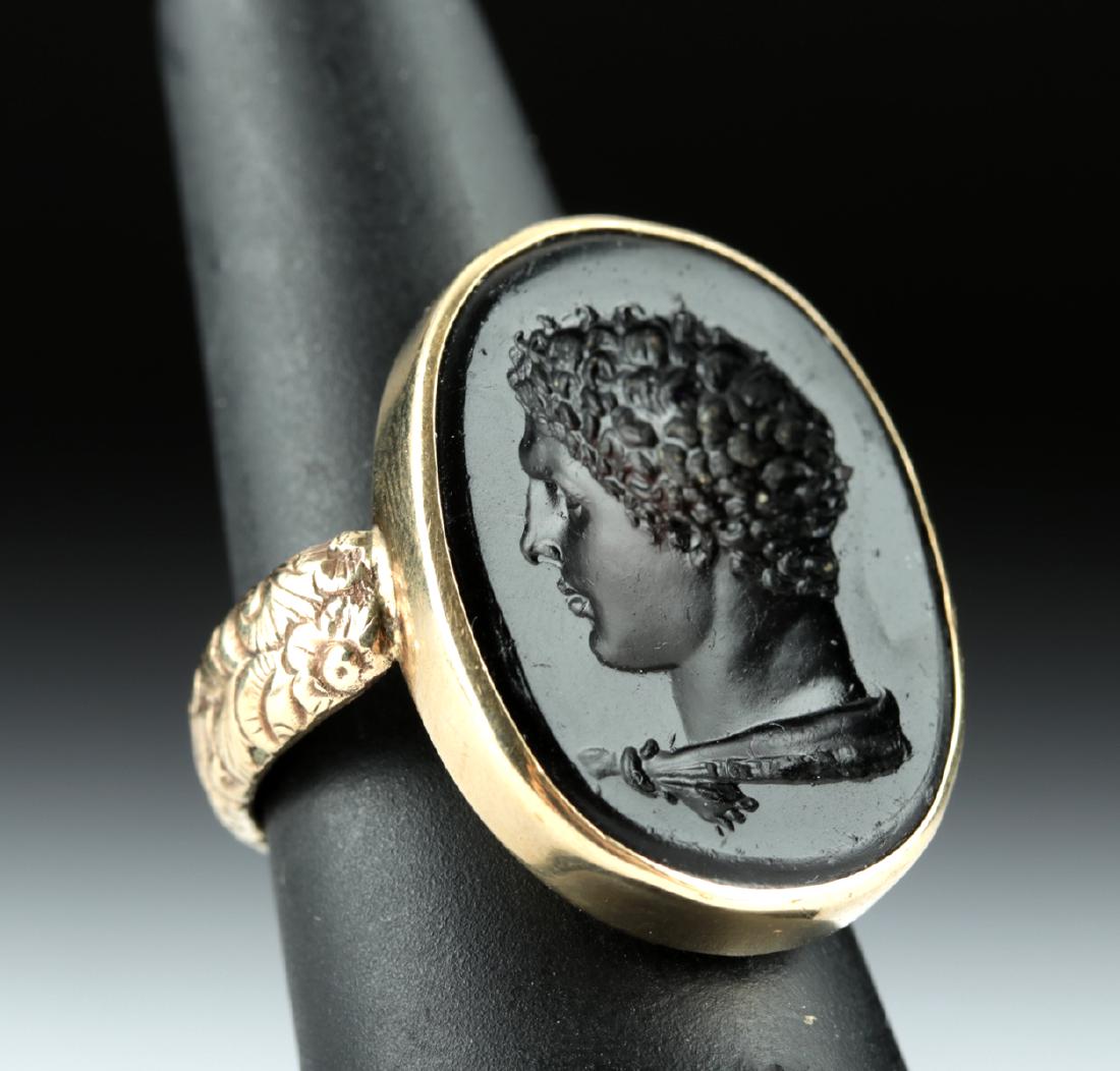 Victorian 10K Gold Ring w/ Deep Purple Glass Intaglio (1 of 4)