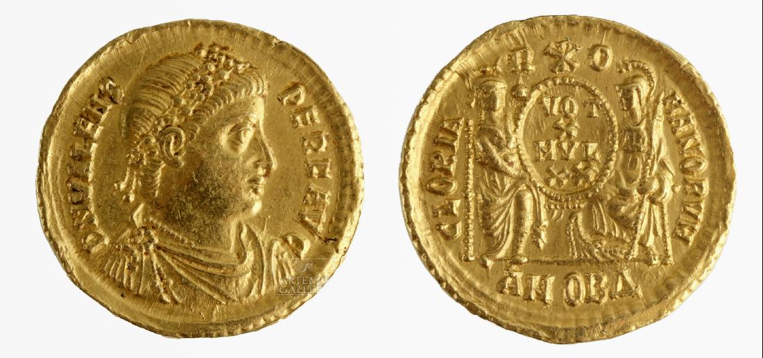 Byzantine Valens Gold Solidus - 4.5 g (1 of 3)