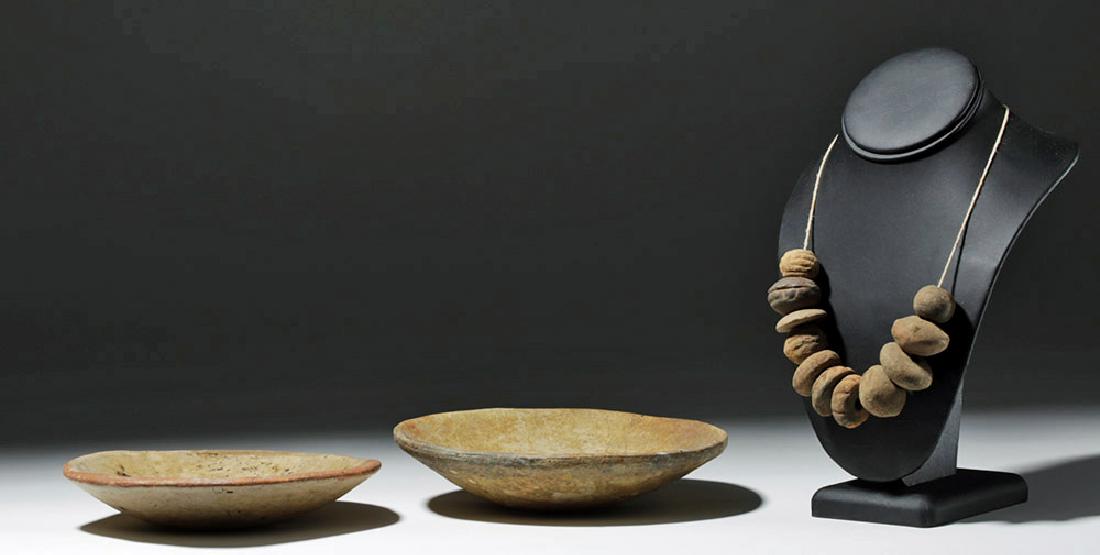 2 West Mexican Plates + 11 Clay Spindle Whorls (1 of 5)