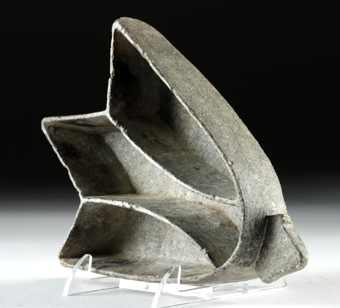 Bactrian Schist Vessel - Flower or Bird Claw (1 of 7)