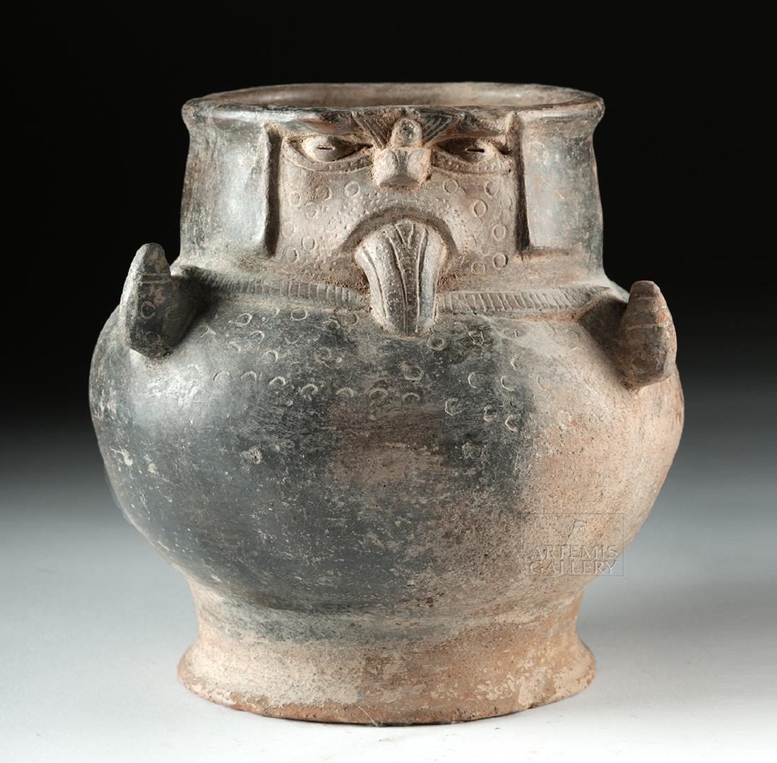 Desirable Tairona Blackware Pottery Jar (1 of 6)