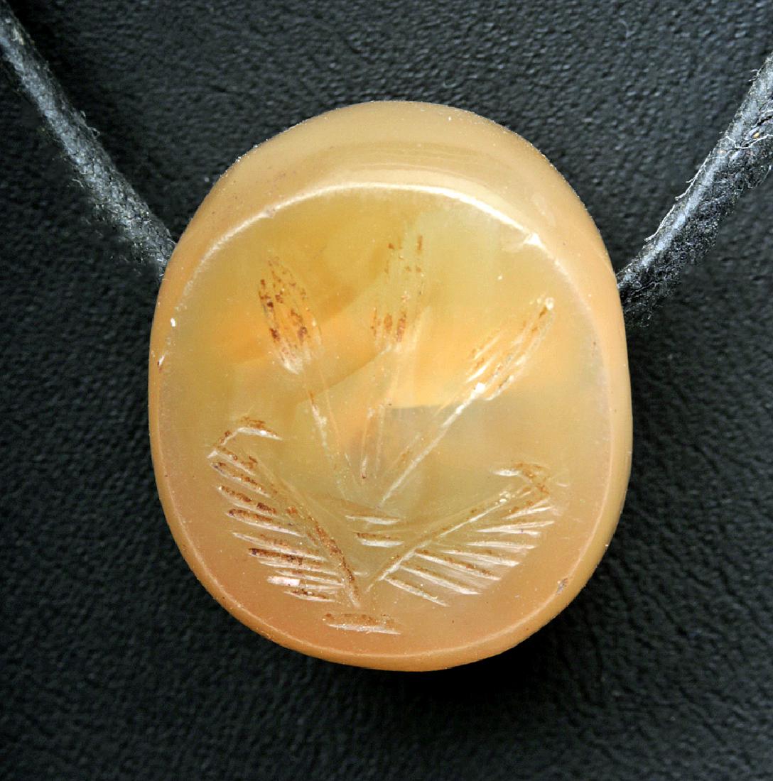 Sassanian Translucent Stone Pendant Seal (1 of 4)