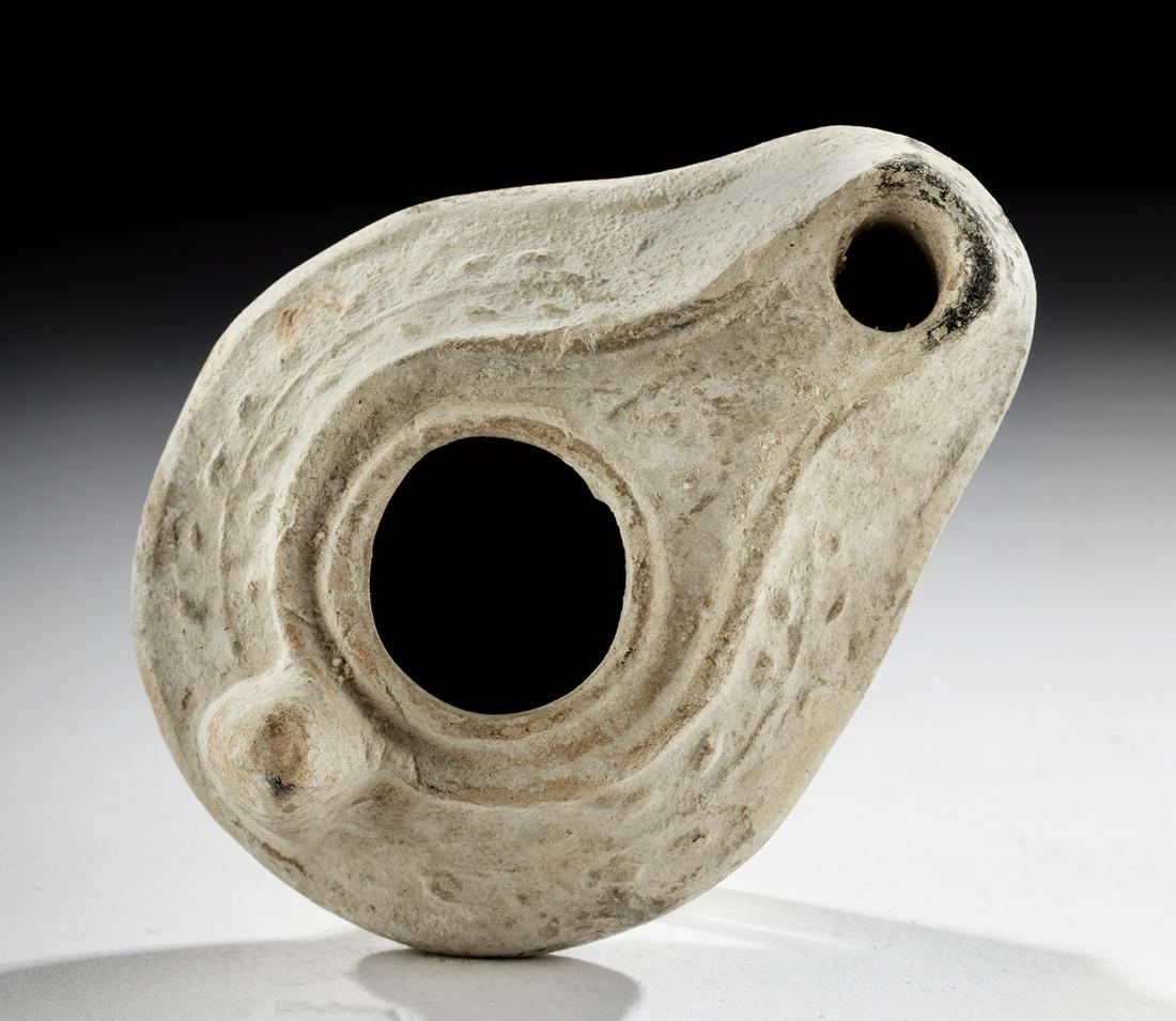 Roman / Byzantine Pottery Oil Lamp: 100% of the Hammer price of all lots sold in this auction will be donated to Community Food Share by Artemis Gallery. $1.00 = 3 meals! **Originally Listed At $100** Ancient Near East, Holy Land, la