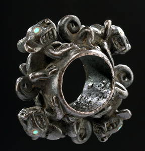 Huari Copper & Turquoise Ring w/ Running Jaguars 61.6 g