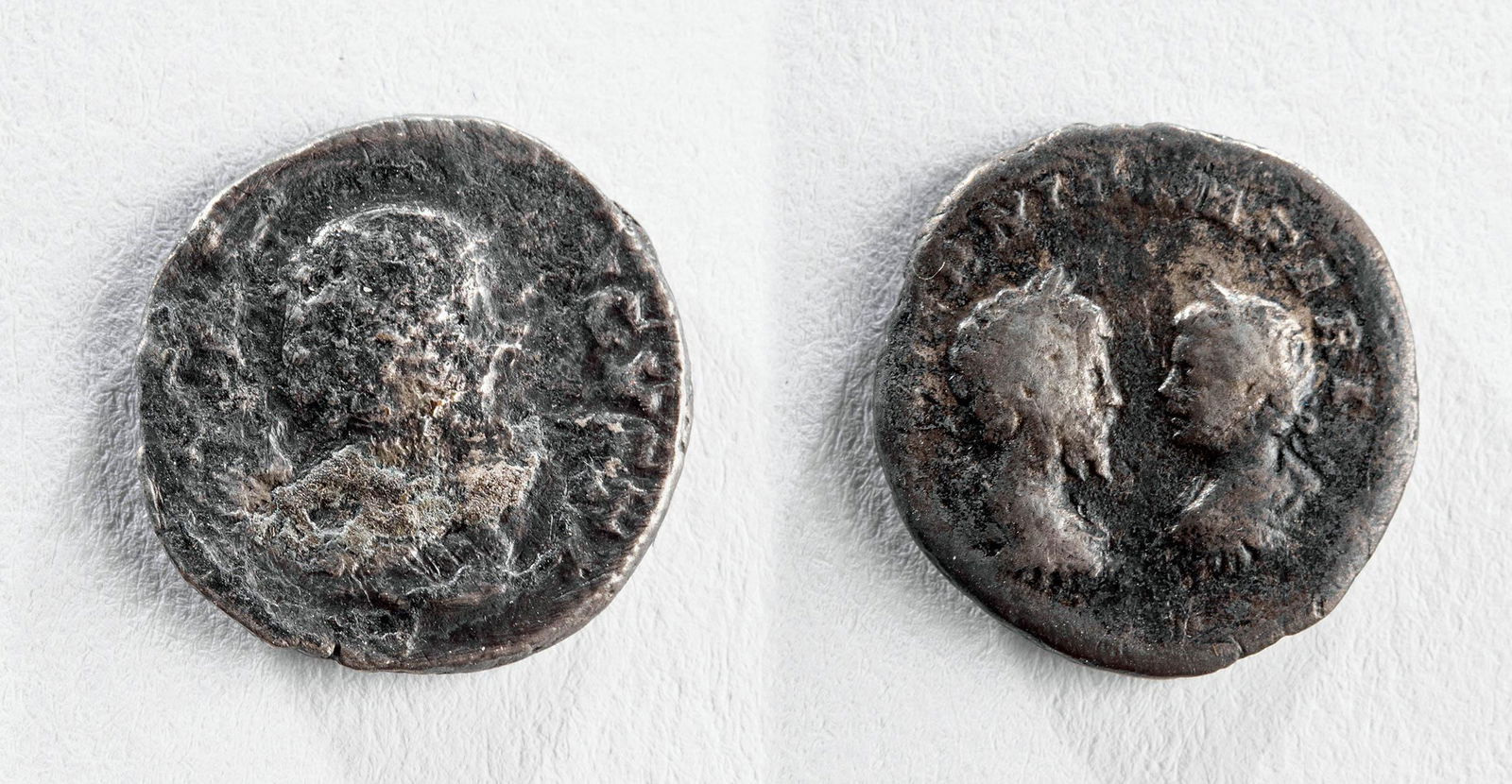 Rare Roman Septimius Severus Silver Denarius - 2.4 g (1 of 3)