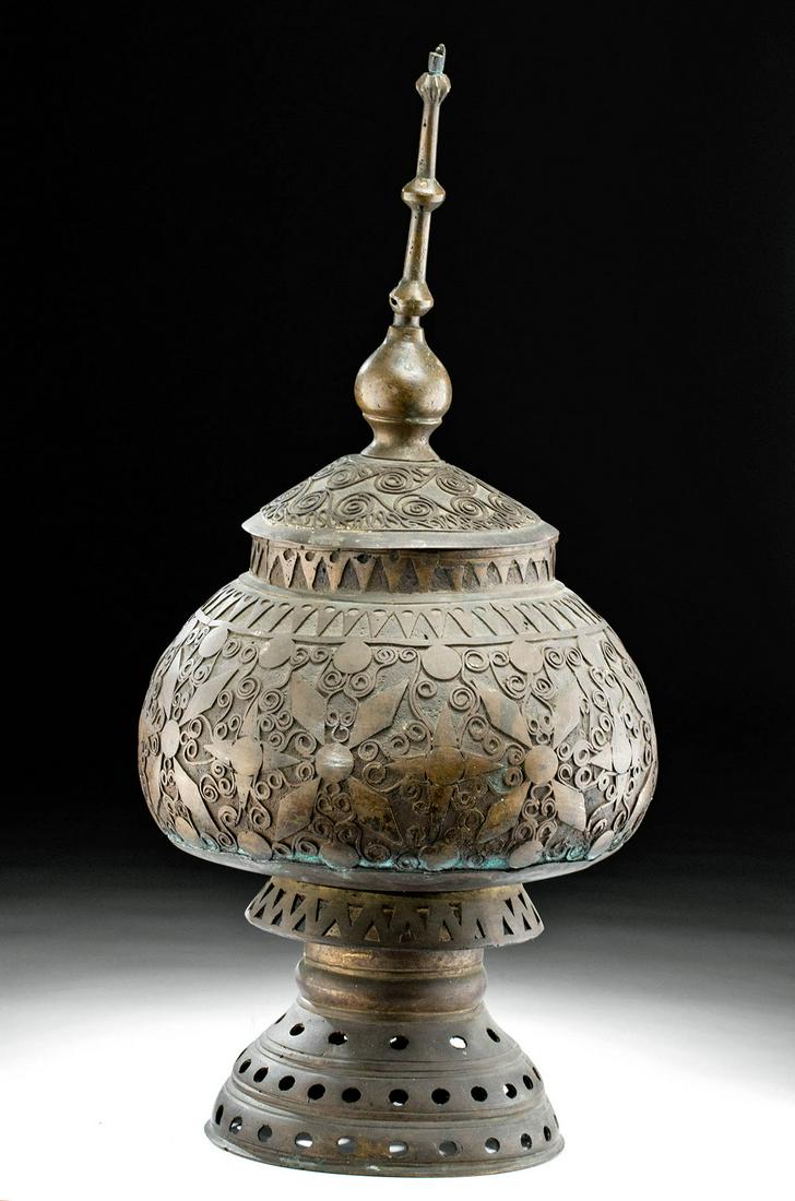 19th C. Philippine Mindanao Island Brass Heirloom Urn (1 of 5)