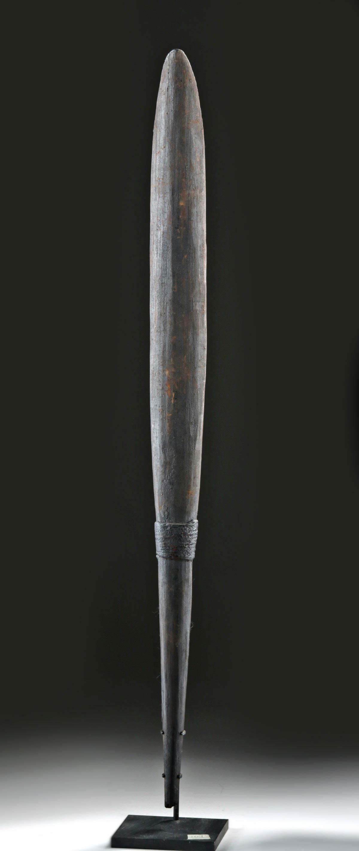 Early 20th C. PNG Boiken Palmwood Fighting Stick (1 of 4)