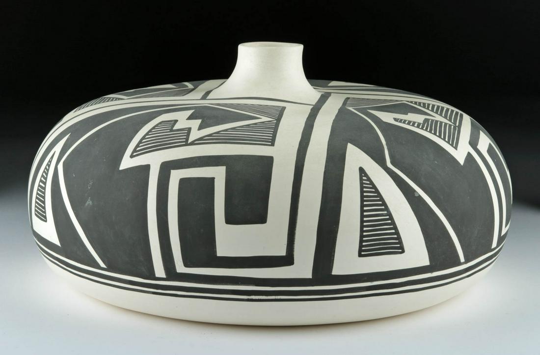 20th C. Acoma Pottery Vessel, Signed by Sanchez (1 of 6)