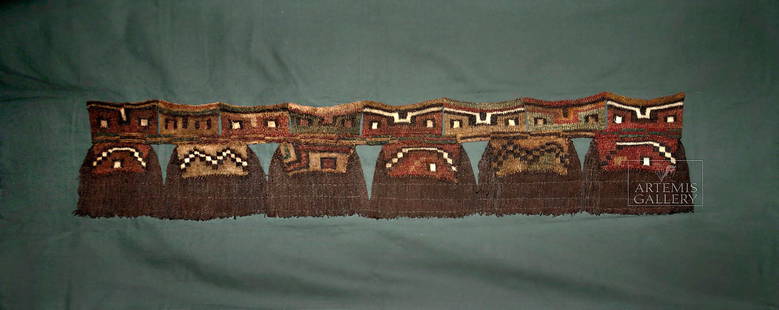 Proto Nazca Textile Panel - Abstract Trophy Heads: Pre-Columbian, South Coast Peru, Proto Nazca, ca. 500 to 300 BCE. An interesting textile panel of a roughly rectangular form comprised of tightly-woven camelid (alpaca or llama wool) fibers in earthy