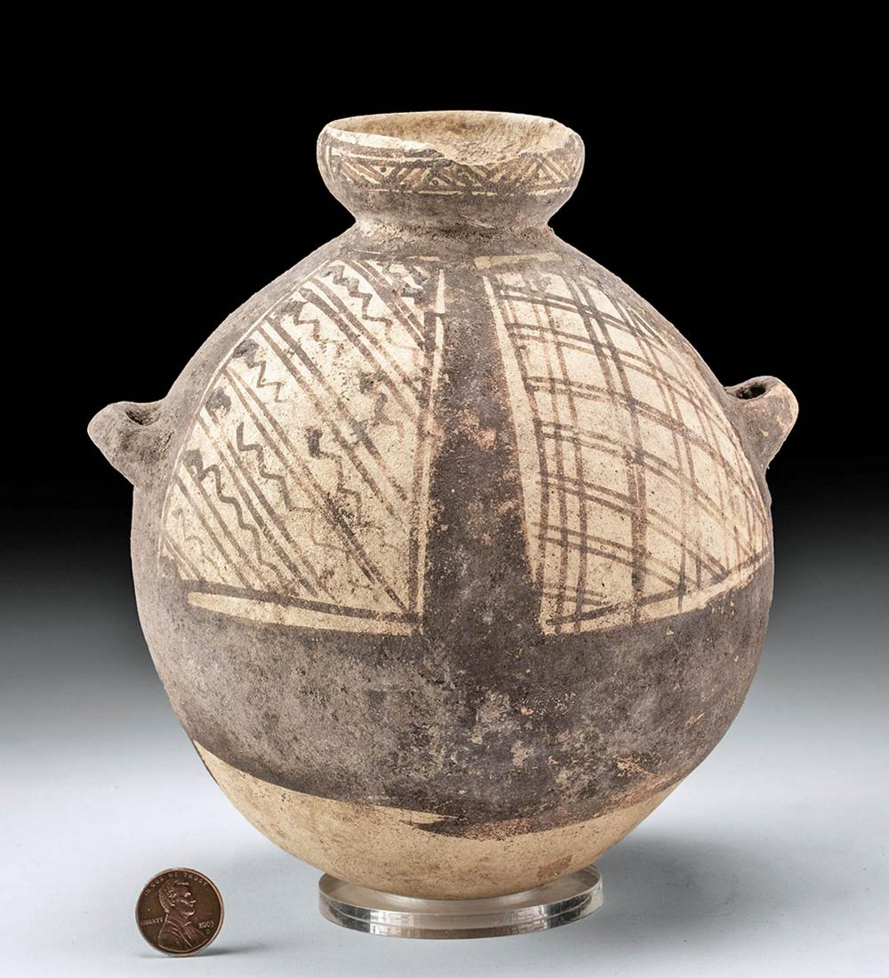 Chancay Pottery Jar w/ Geometric Design (1 of 4)