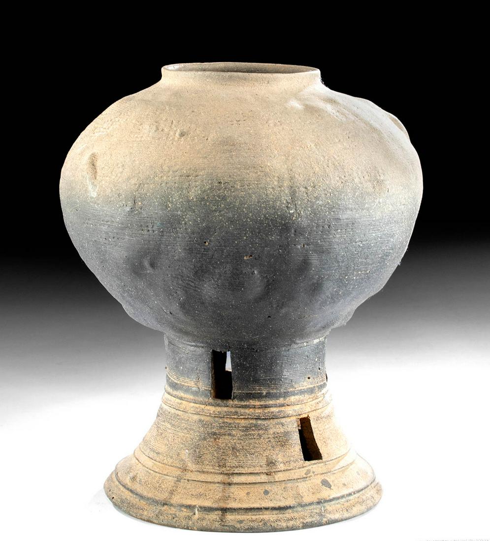 5th C. Korean Silla Greyware Vase - Kobae Form (1 of 6)