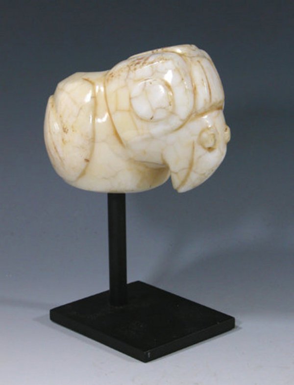 Costa Rican Bird-Form Mace Head: Ancient Pre-Columbian Stone Mace Head from Costa Rica, Nicoya culture, ca. 500-1000 A.D. Hand-carved from a single piece of hard, white stone, with a hollow, slip shaft body and relief bird's head ext