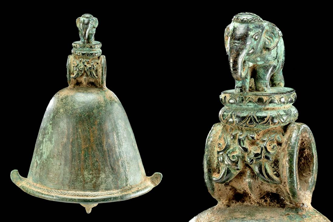 12th C. Majapahit Leaded Bronze Bell w/ Elephant Finial (1 of 4)
