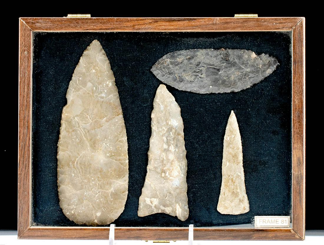 Lot of 4 Native American Stone Projectile Points (1 of 2)