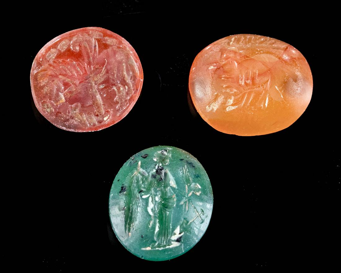 3 Roman Carnelian and Green Agate Intaglios (1 of 2)