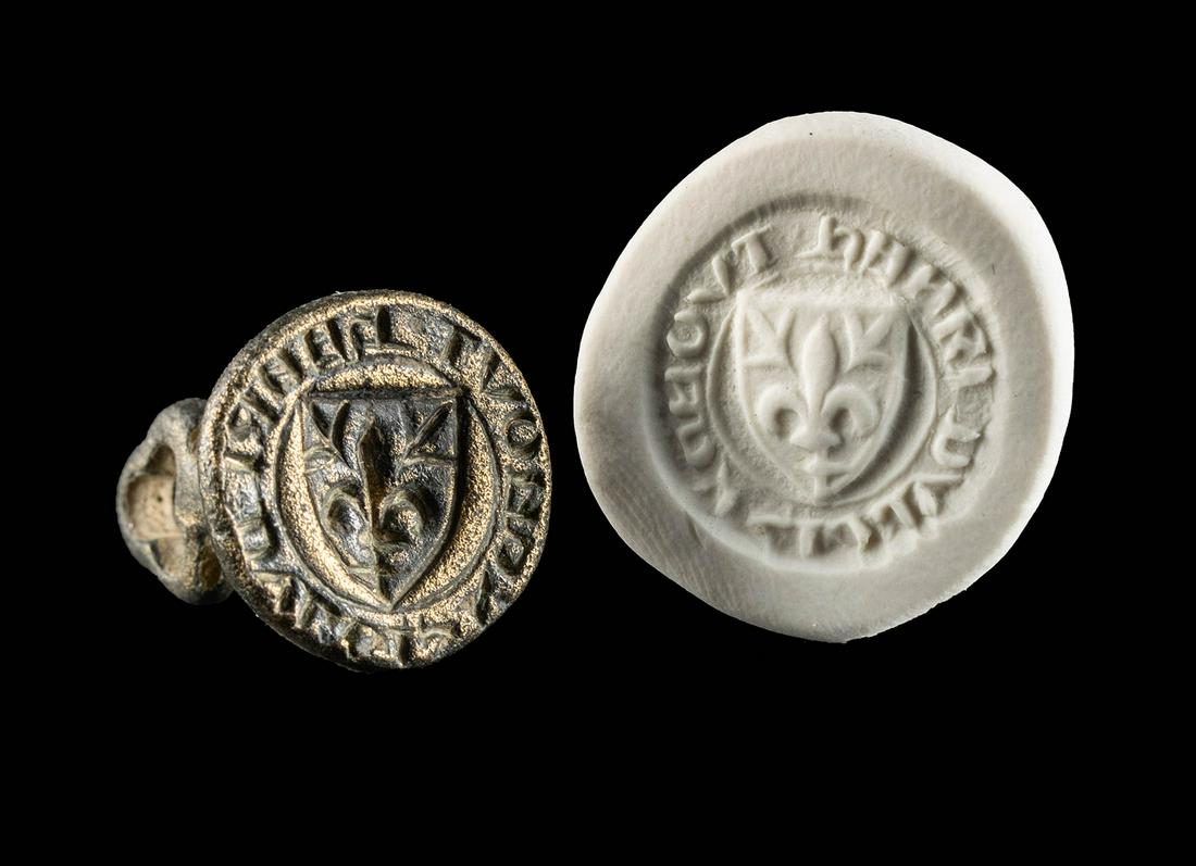 French Medieval Bronze Stamp Seal Pendant (1 of 3)