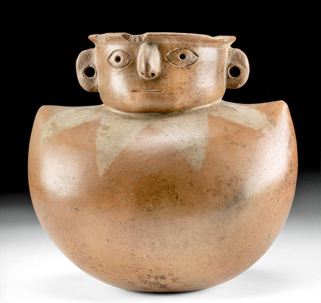 Moche / Salinar Bichrome Figural Vessel, ex-Museum (1 of 4)