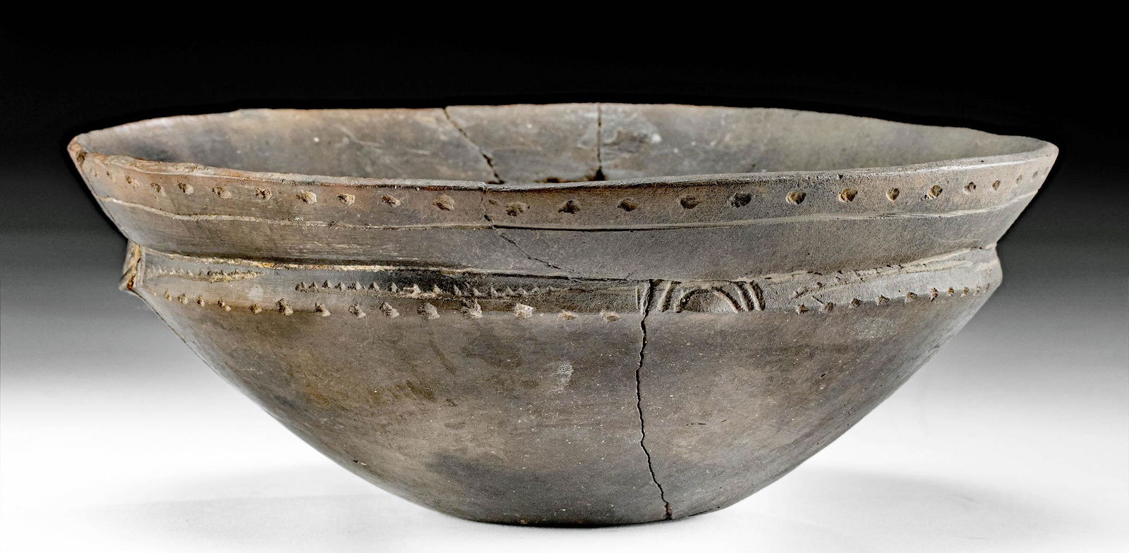 Elegant Mississippian Caddo Pottery Bowl w/ Decoration (1 of 5)