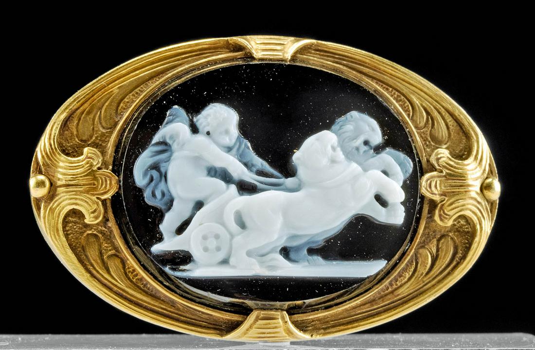 18th C. Neoclassical European Gold & Agate Cameo Brooch (1 of 3)