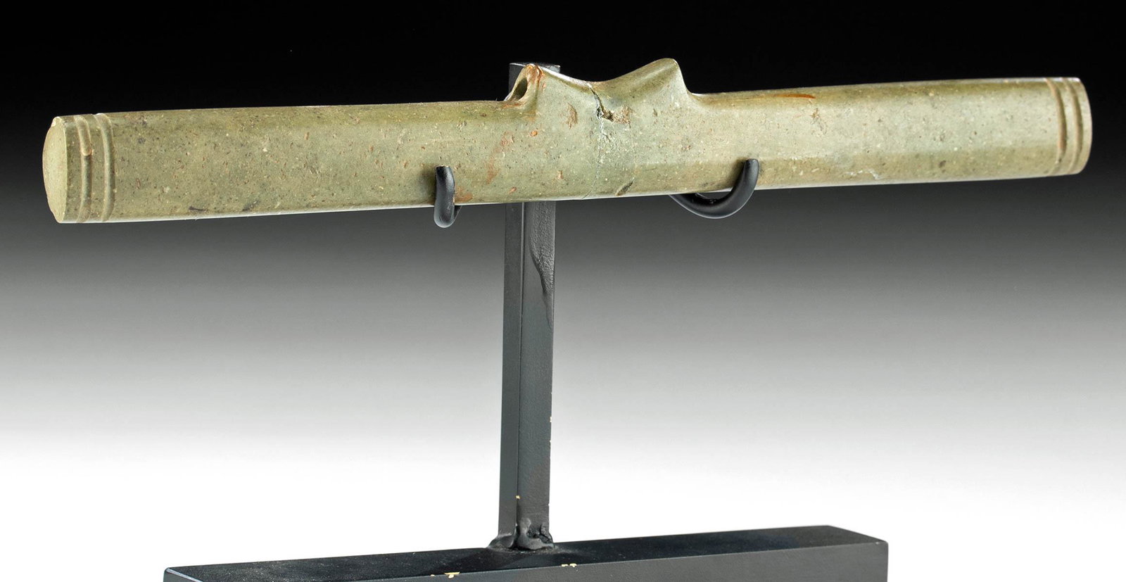 Pretty Tairona Greenstone Batwing Pectoral (1 of 3)