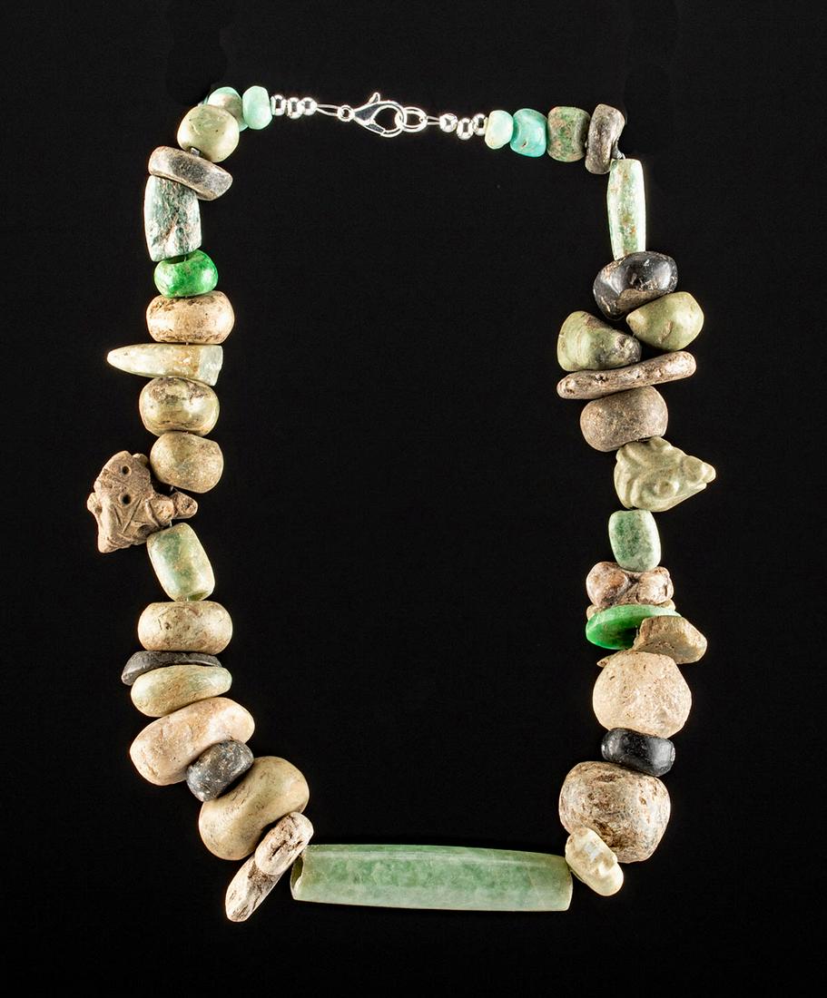Guerrero Mezcala Stone / Jade Bead Necklace (1 of 5)
