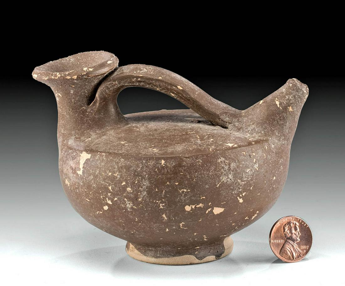 Campanian Duck-Tail Askos w/ Brown Glaze (1 of 4)
