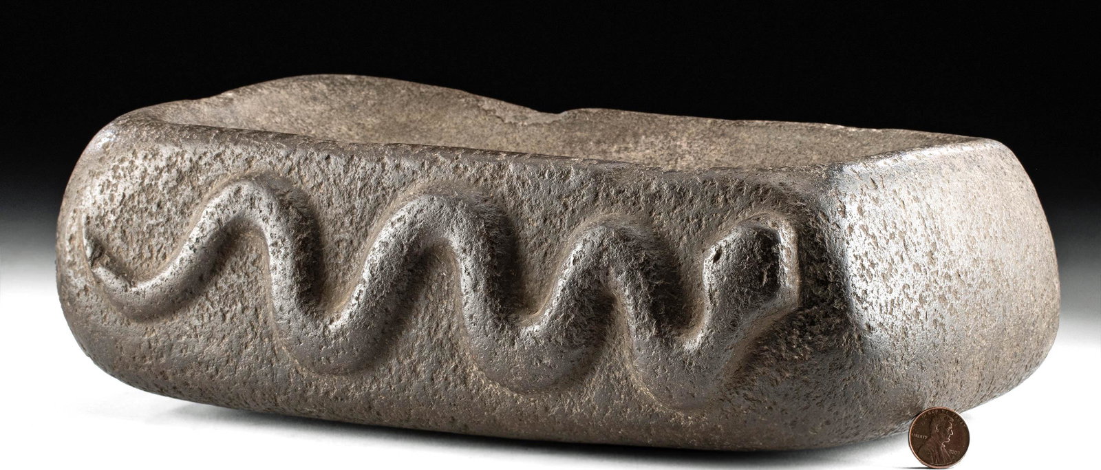 La Aguada / Mapuche Stone Grinding Table w/ Serpents (1 of 4)