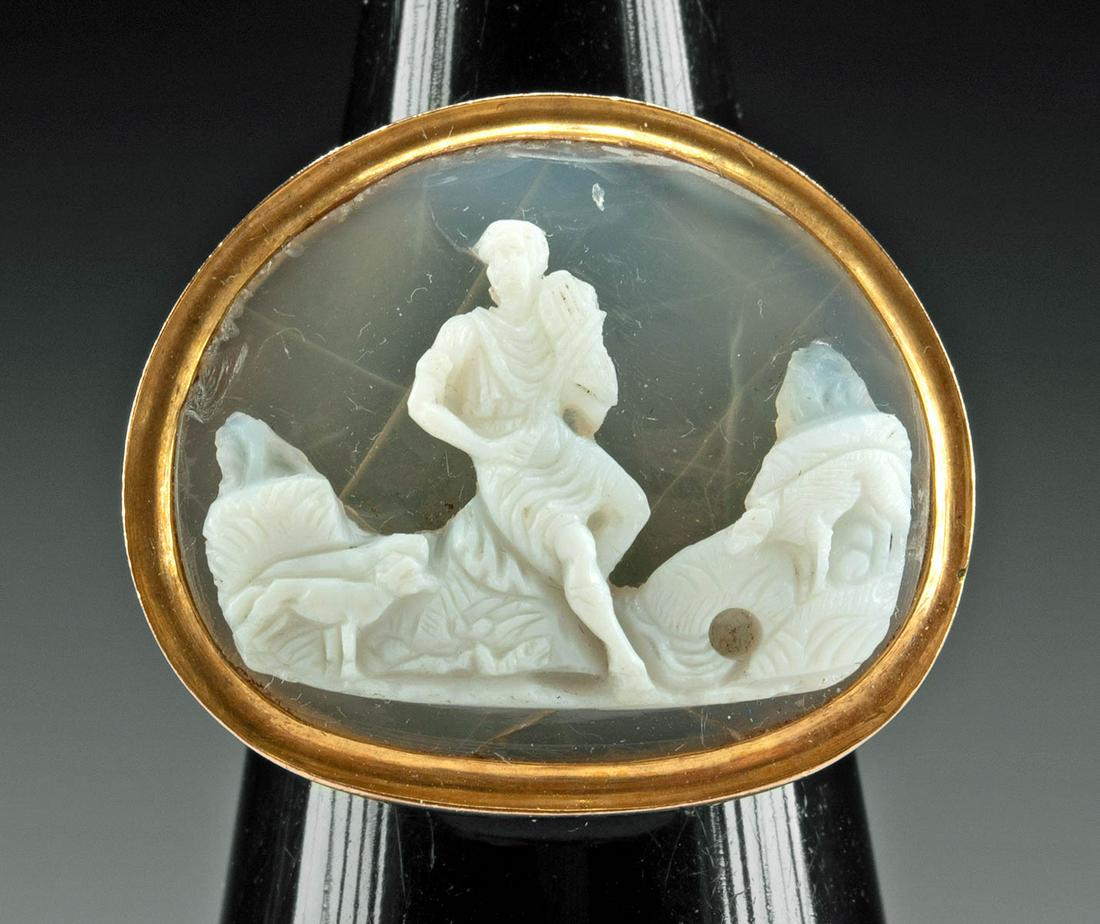 Ancient Roman Ring w/ Chalcedony Cameo Orpheus (1 of 3)