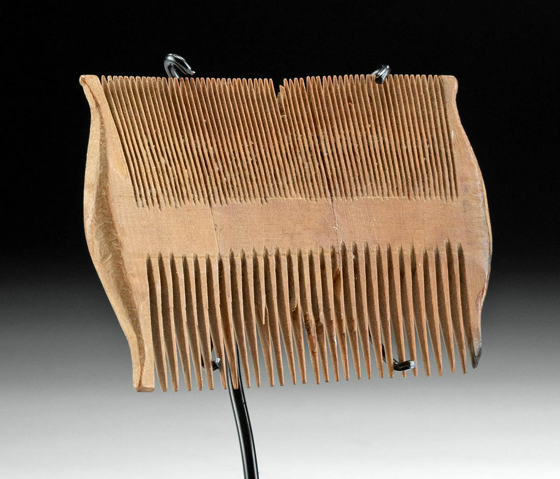 Late Roman / Byzantine Wood Comb (1 of 3)