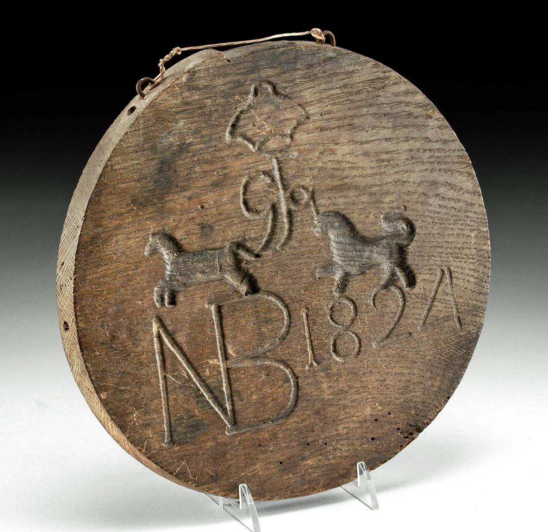 1824 American Wood Tavern Plaque Lion Chasing Horse (1 of 3)