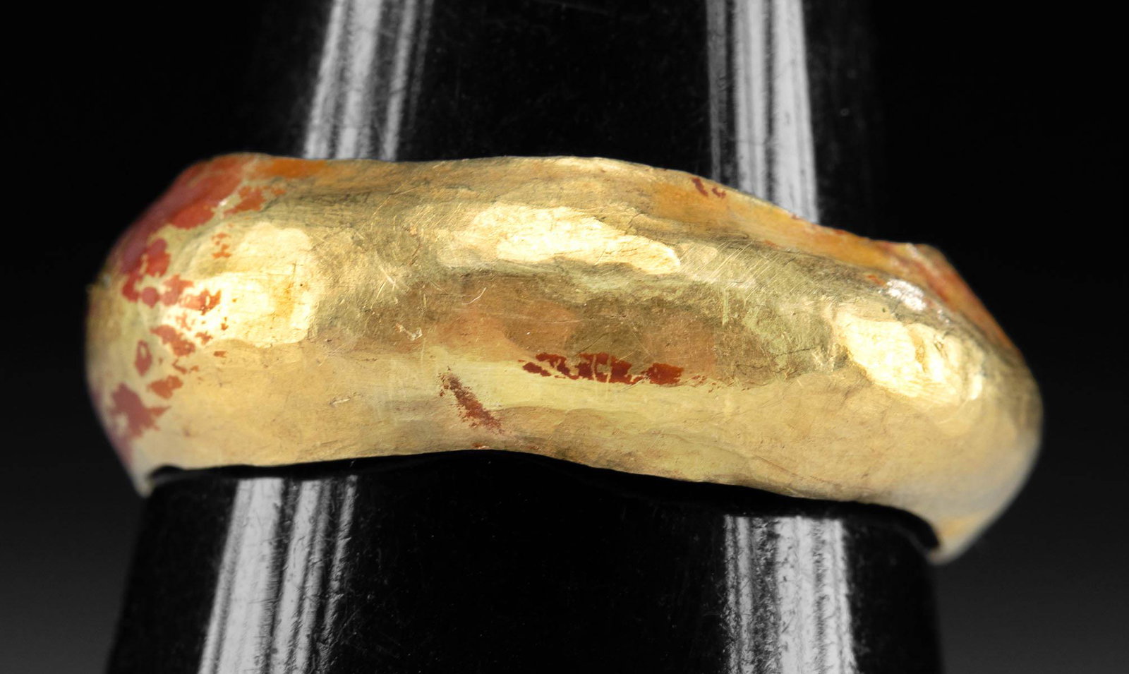 Ancient Roman Gold Finger Ring (1 of 3)