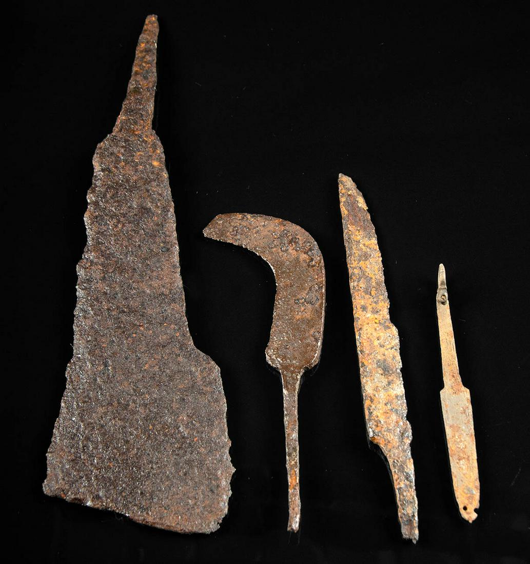7th C. Viking Saxon Iron Blades / Weapons (4 pcs) (1 of 2)