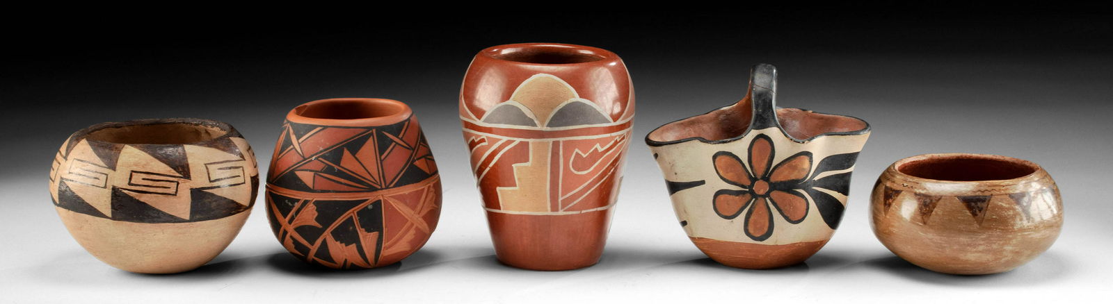 20th C. Pueblo & Maricopa Pottery Vessels, 5 pcs (1 of 4)