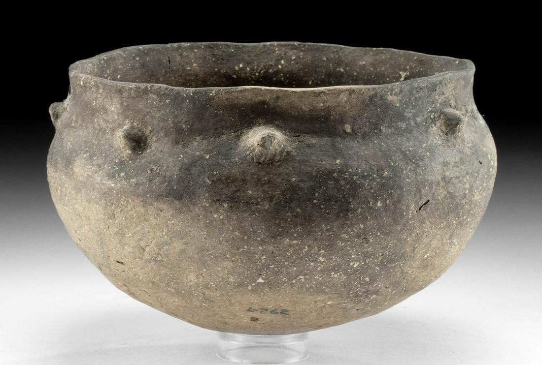 Prehistoric Mississippian Pottery Olla (1 of 4)
