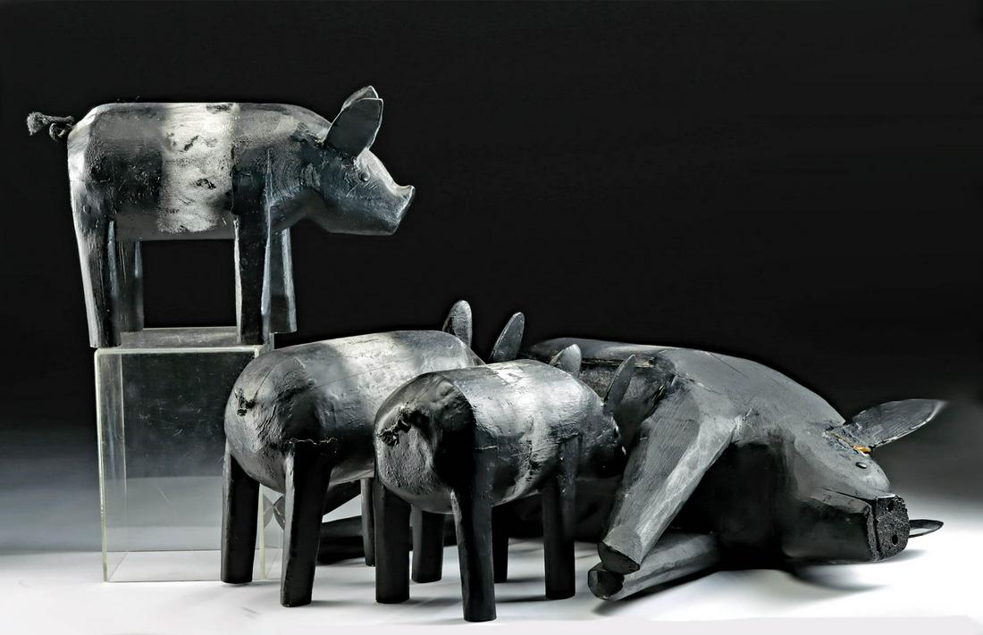 20th C. American Wood Folk Art - Sow + 3 Piglets (1 of 7)