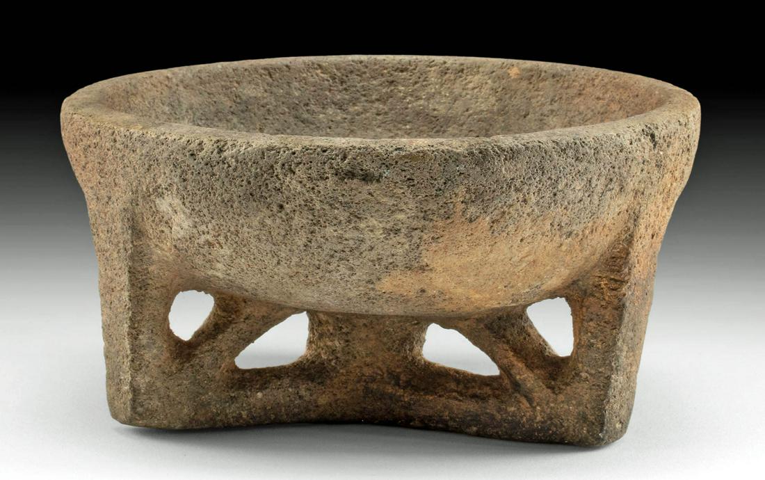 Holyland Iron Age II Stone Tripod Bowl (1 of 5)
