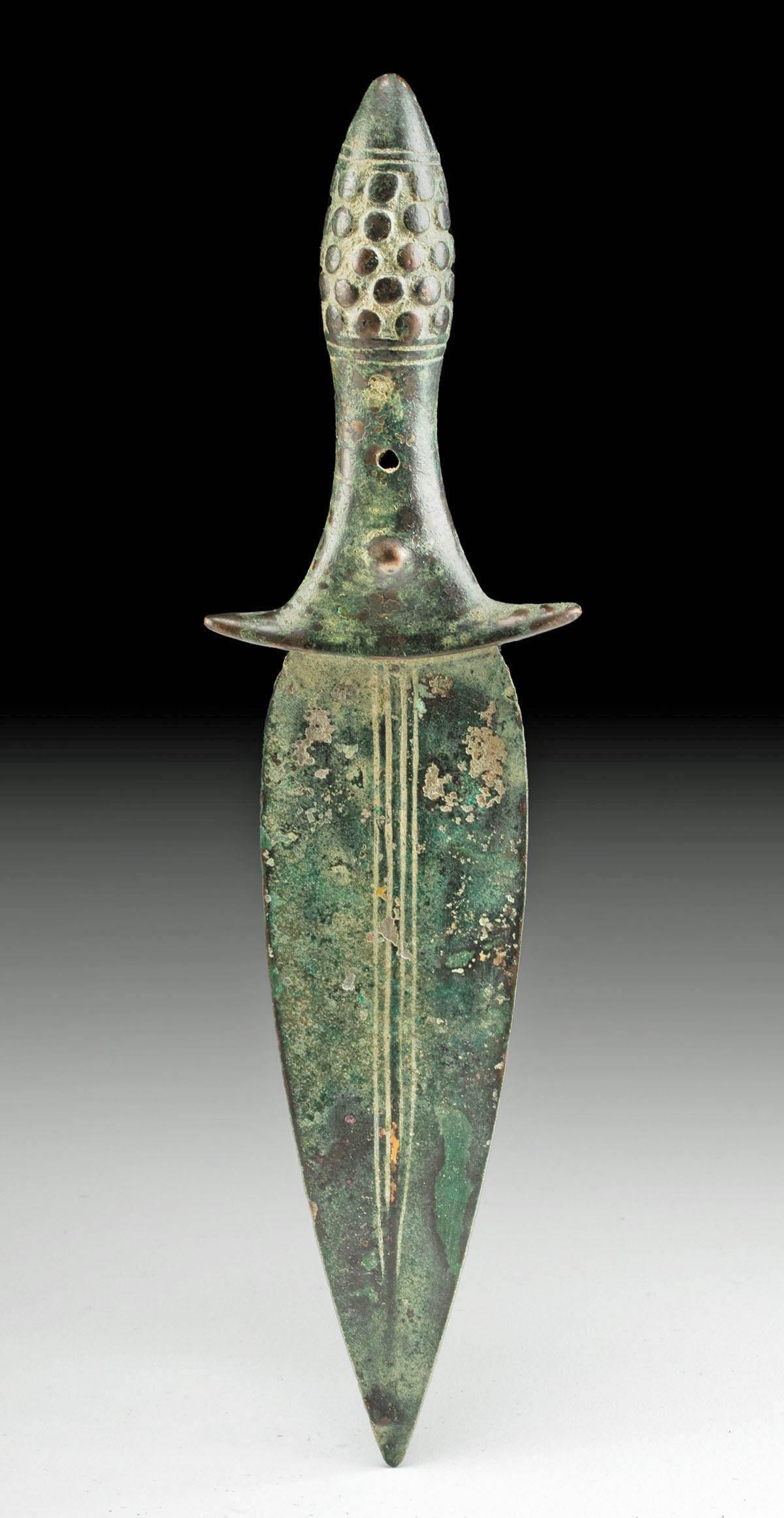 Rare Early Luristan Bronze Short Dagger (1 of 3)