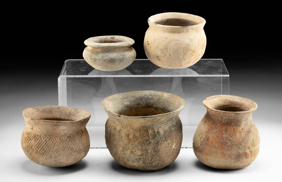 5 Ancient Thai Ban Chiang Textured Pottery Vessels (1 of 4)